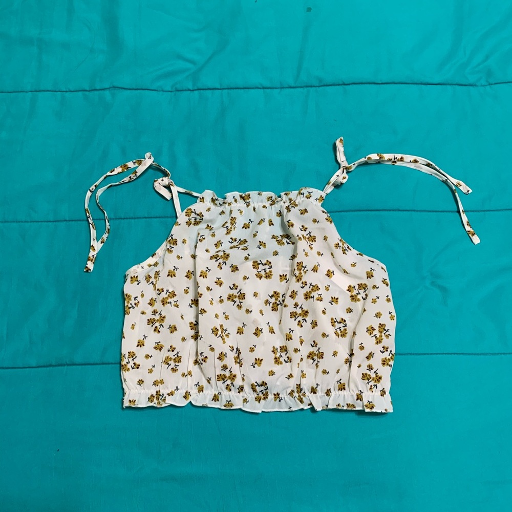 Ditsy Floral Tie Strap Crop Top